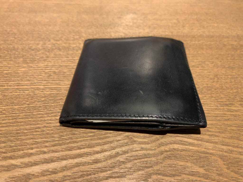 abrAsus 薄い財布】とにかく薄くてかさばらない最高の財布なら絶対コレ 